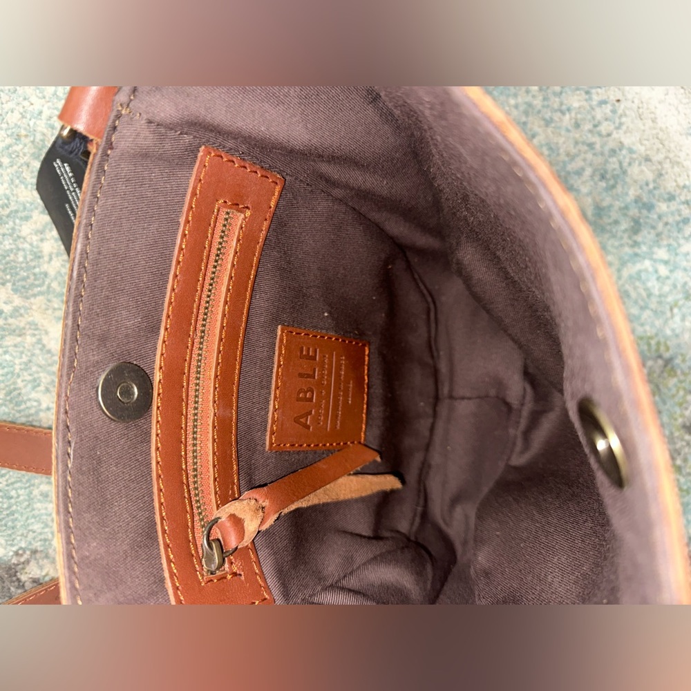 🟠 NWT ABLE LEATHER BAG 🟠 - Picture 4 of 4